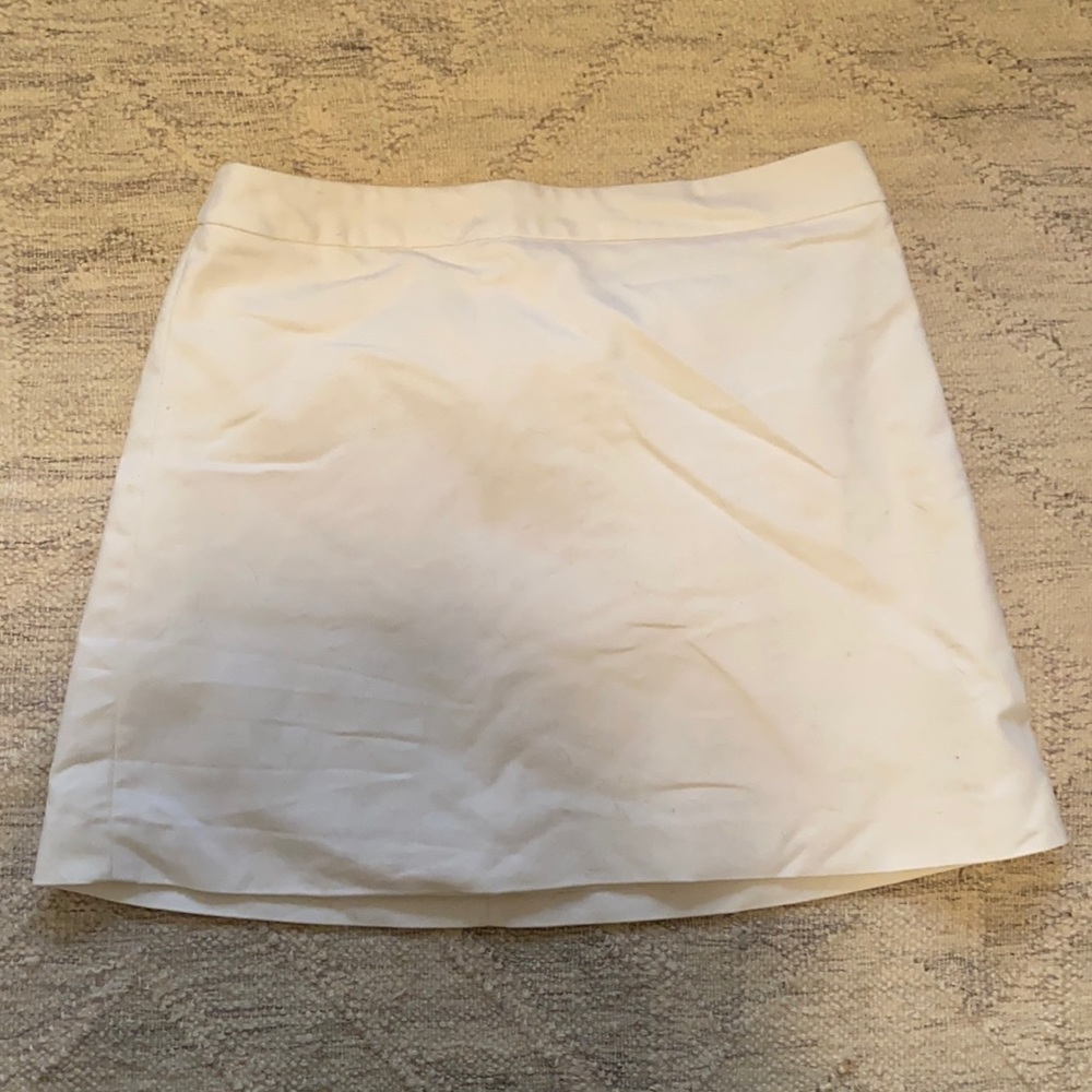 White express skirt. Size 10